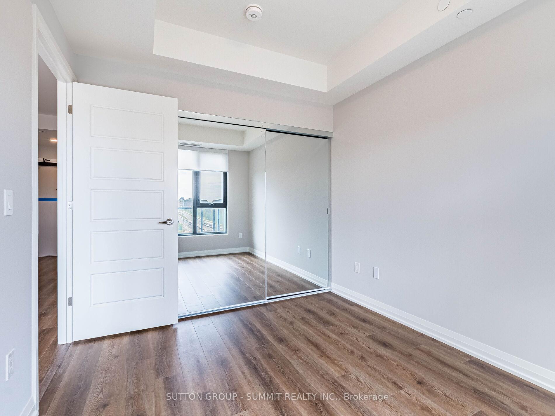 2 Bedrooms Condo at 3006 William Cutmore, Oakville For sale