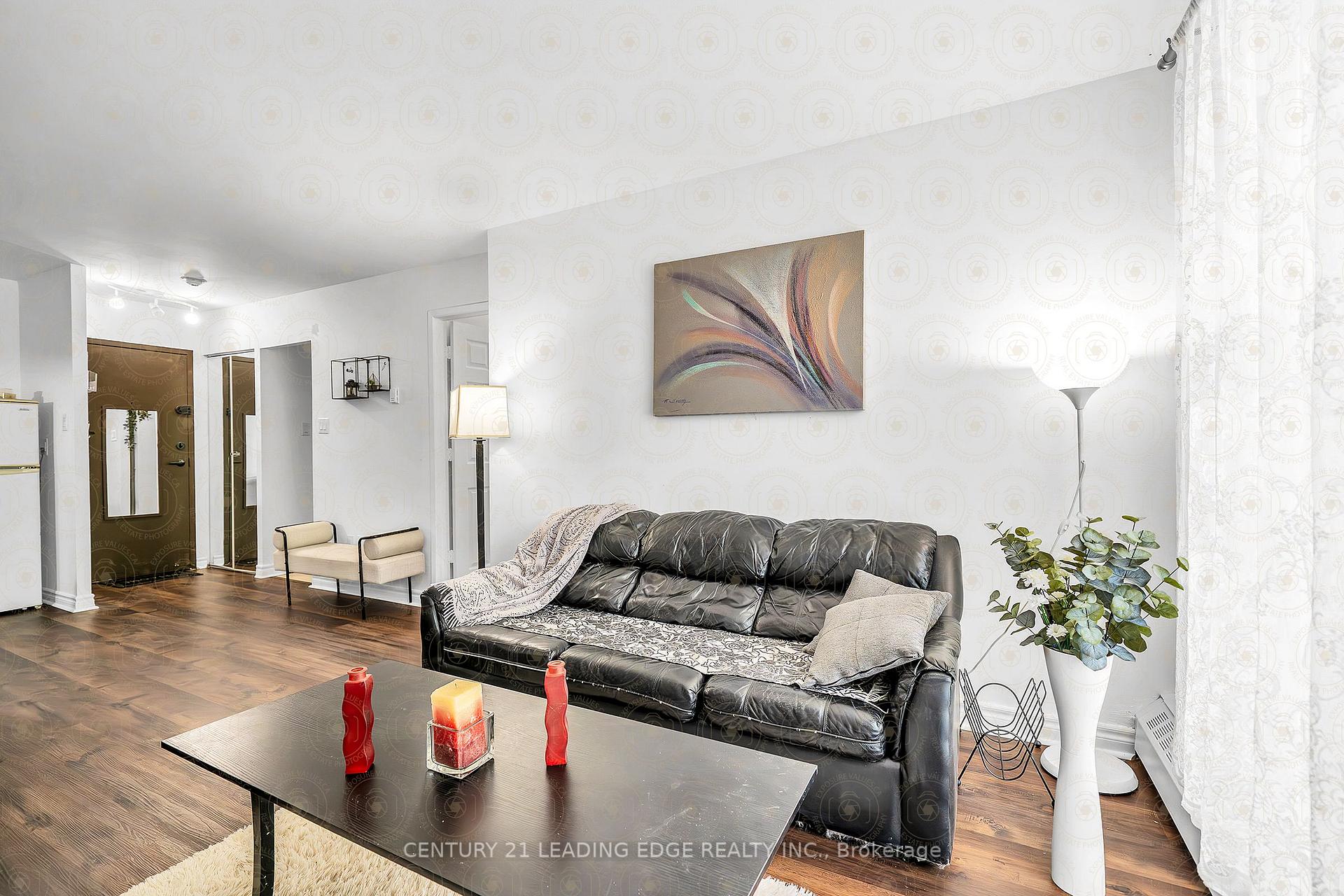 3 Bedrooms Condo at 1690 Victoria Park, Toronto For sale