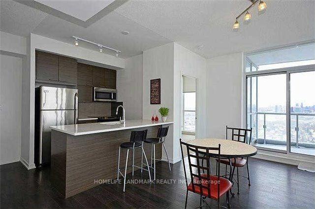 2 Bedrooms Condo at 66 Forest Manor, Toronto For sale