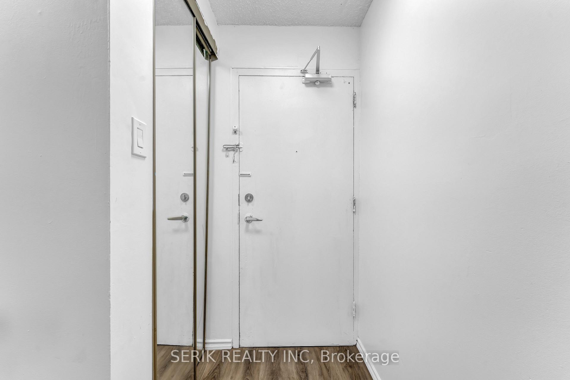 2 Bedrooms Condo at 4673 Jane,  Toronto For sale