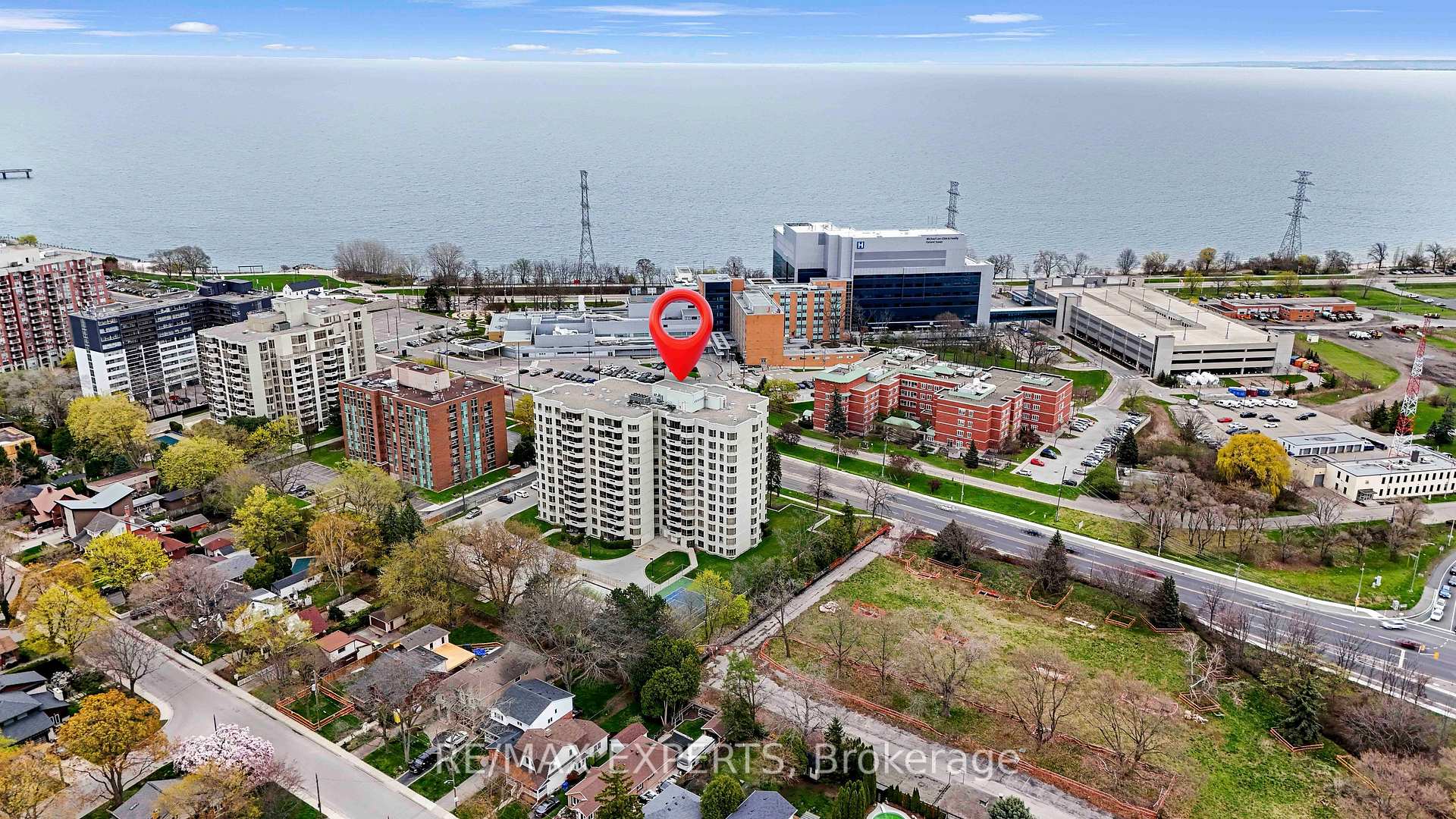 2 Bedrooms Condo at 1201 North Shore, Burlington For sale