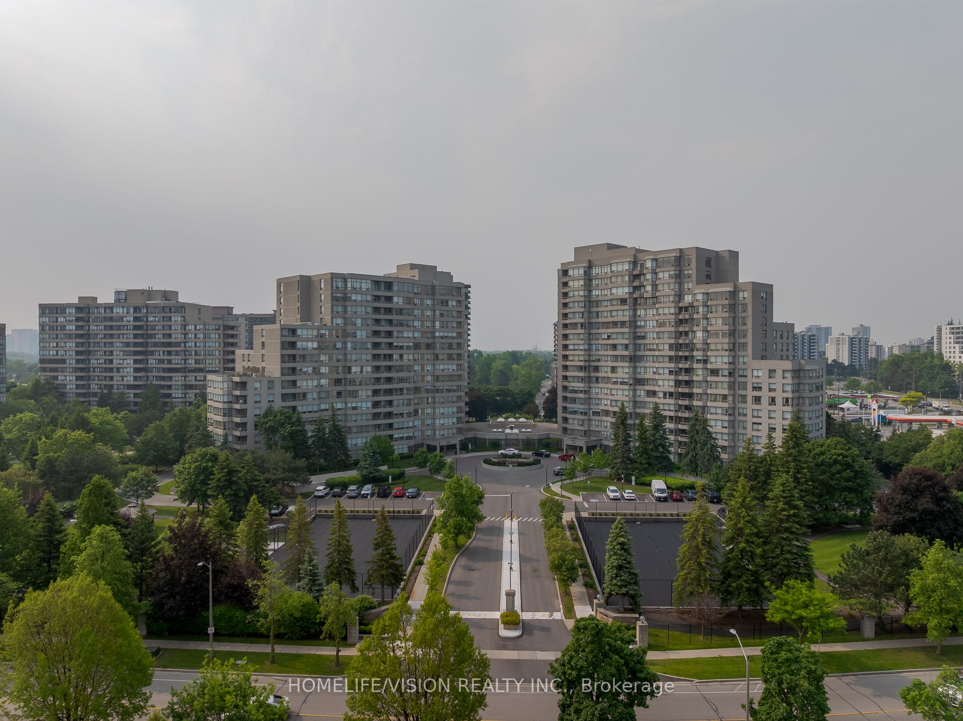 7 Townsgate Drive, #413