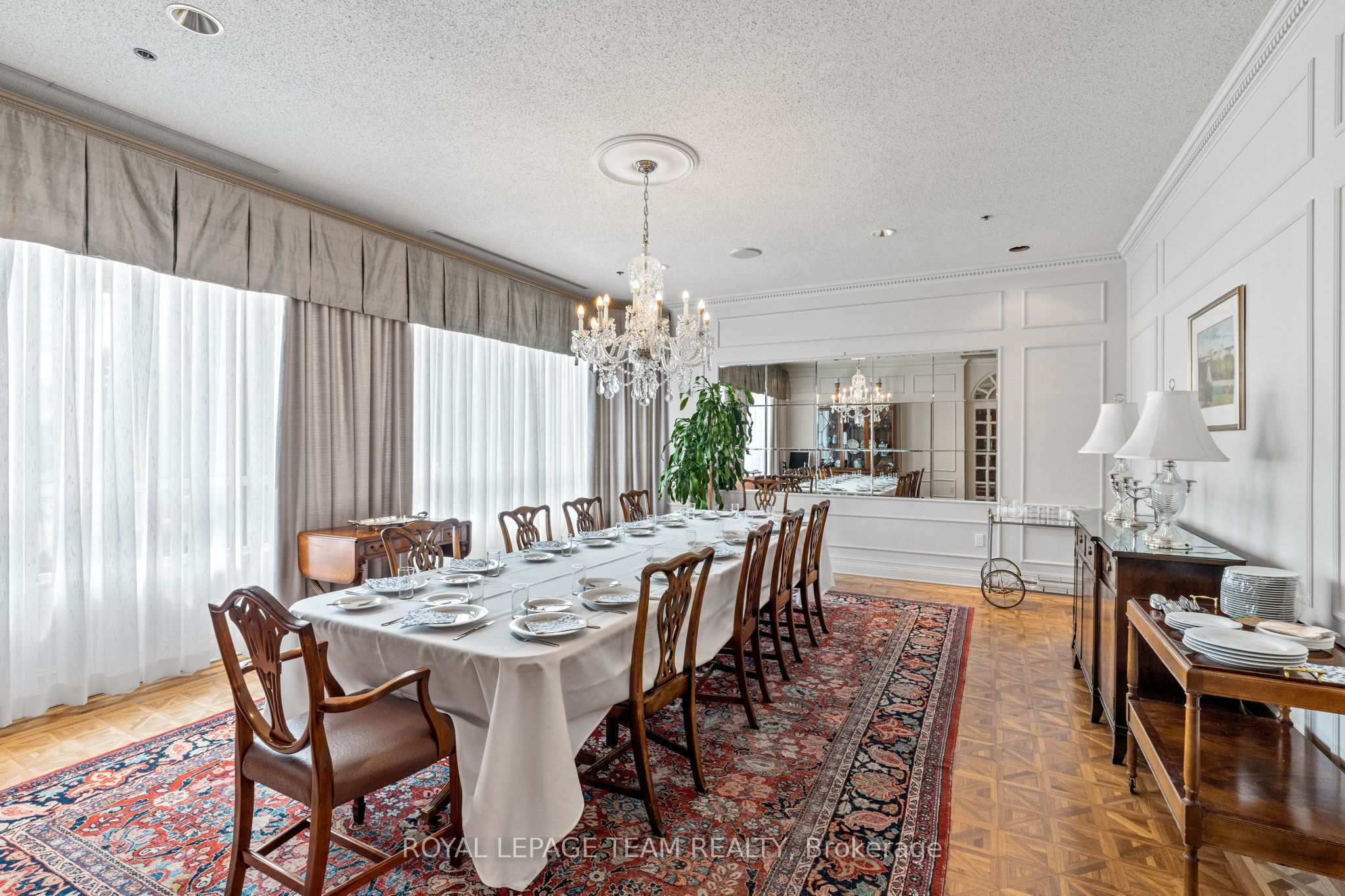1480 Riverside Drive, #407