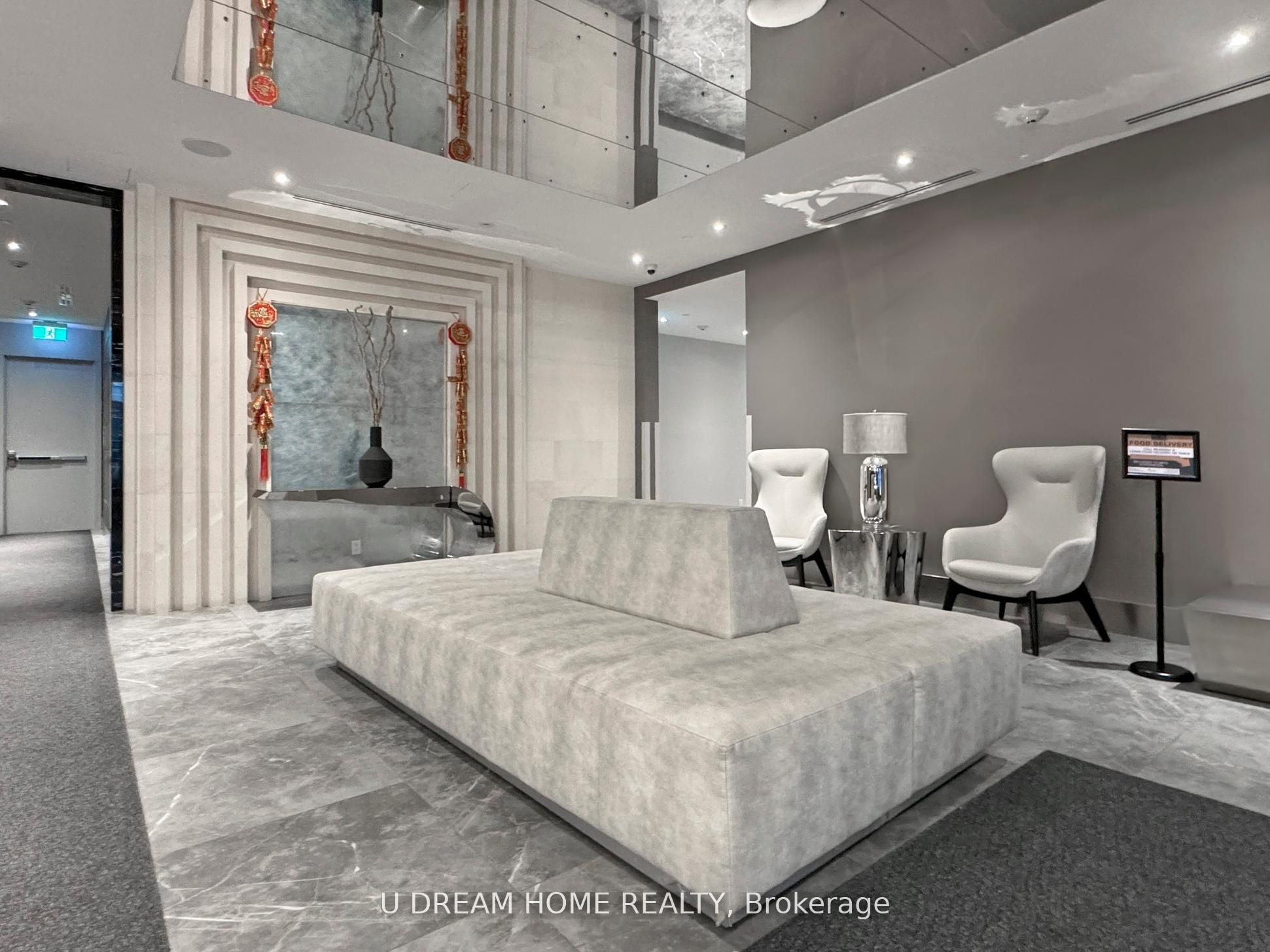 398 highway7 E, #102
