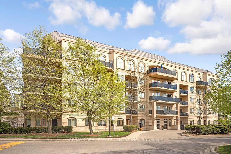 #301 - 3 Dayspring Circle, Brampton, ON L6P 1B7