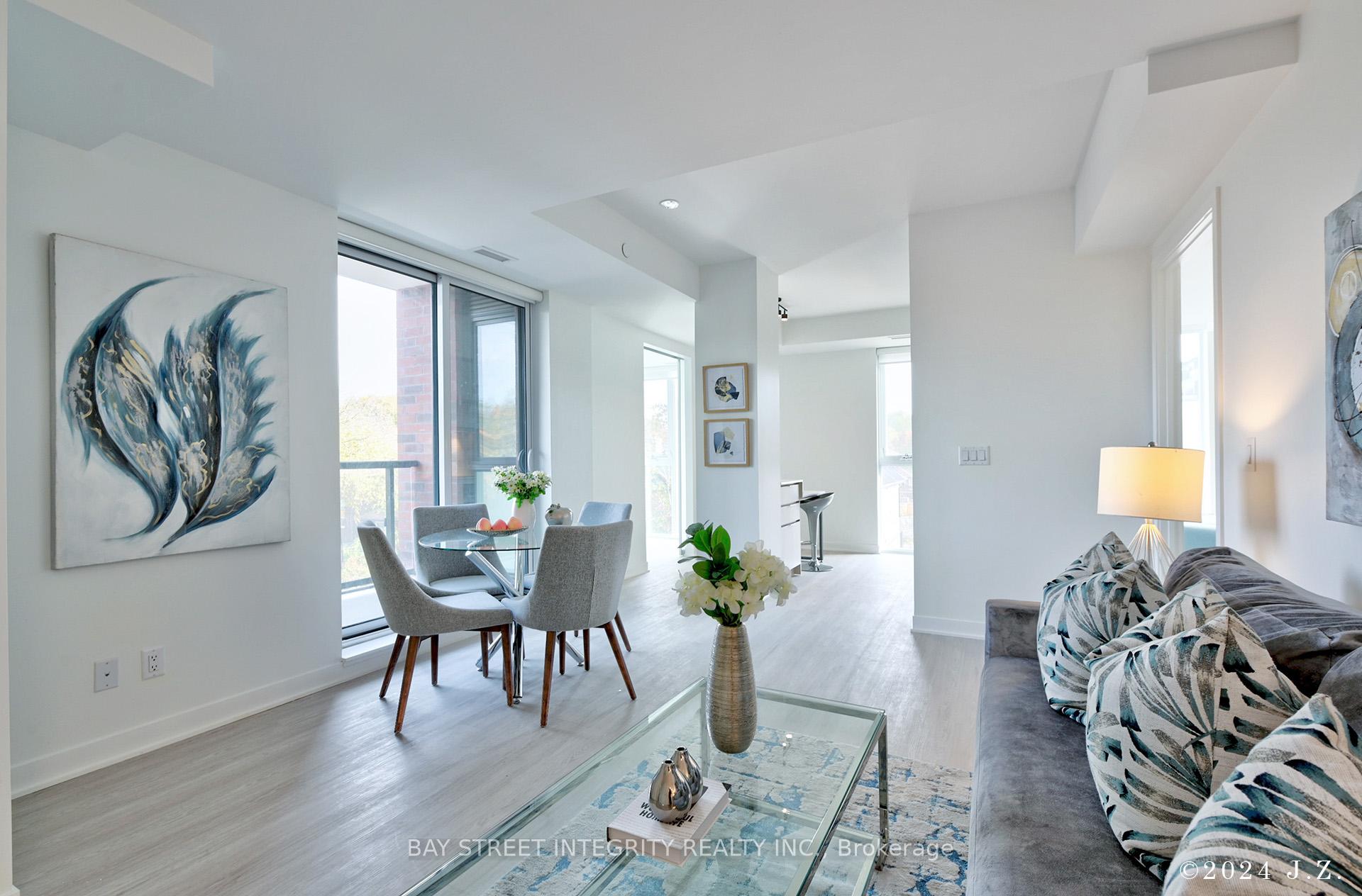 3 Bedrooms Condo at 185 Alberta, Toronto For sale