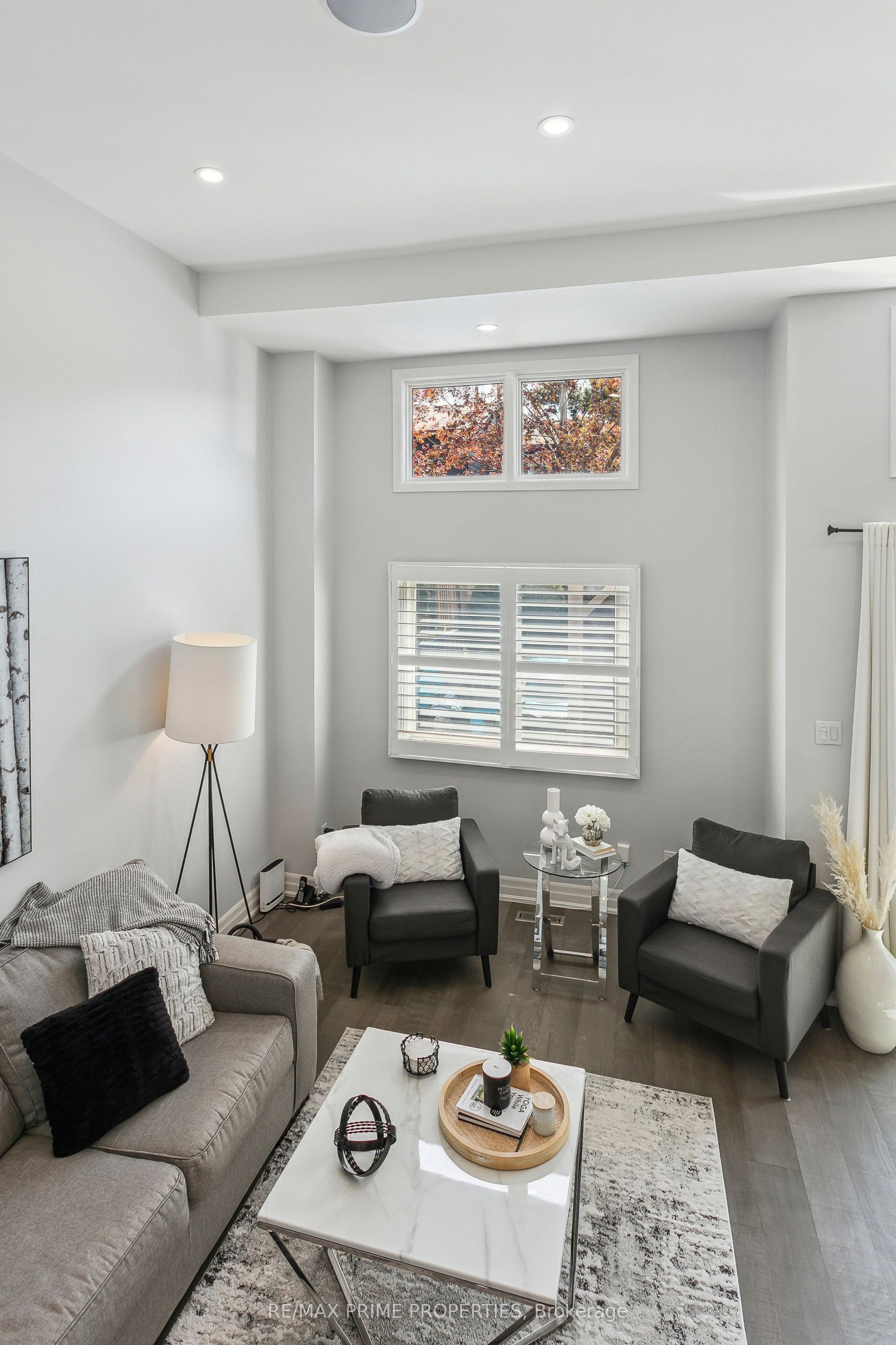 1755 Rathburn Road E, #51