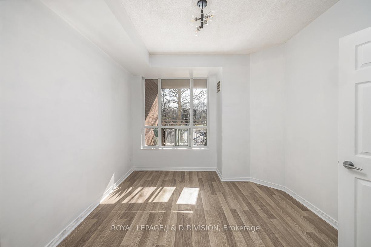 1 Bedroom Condo at 485 Rosewell,  Toronto For sale