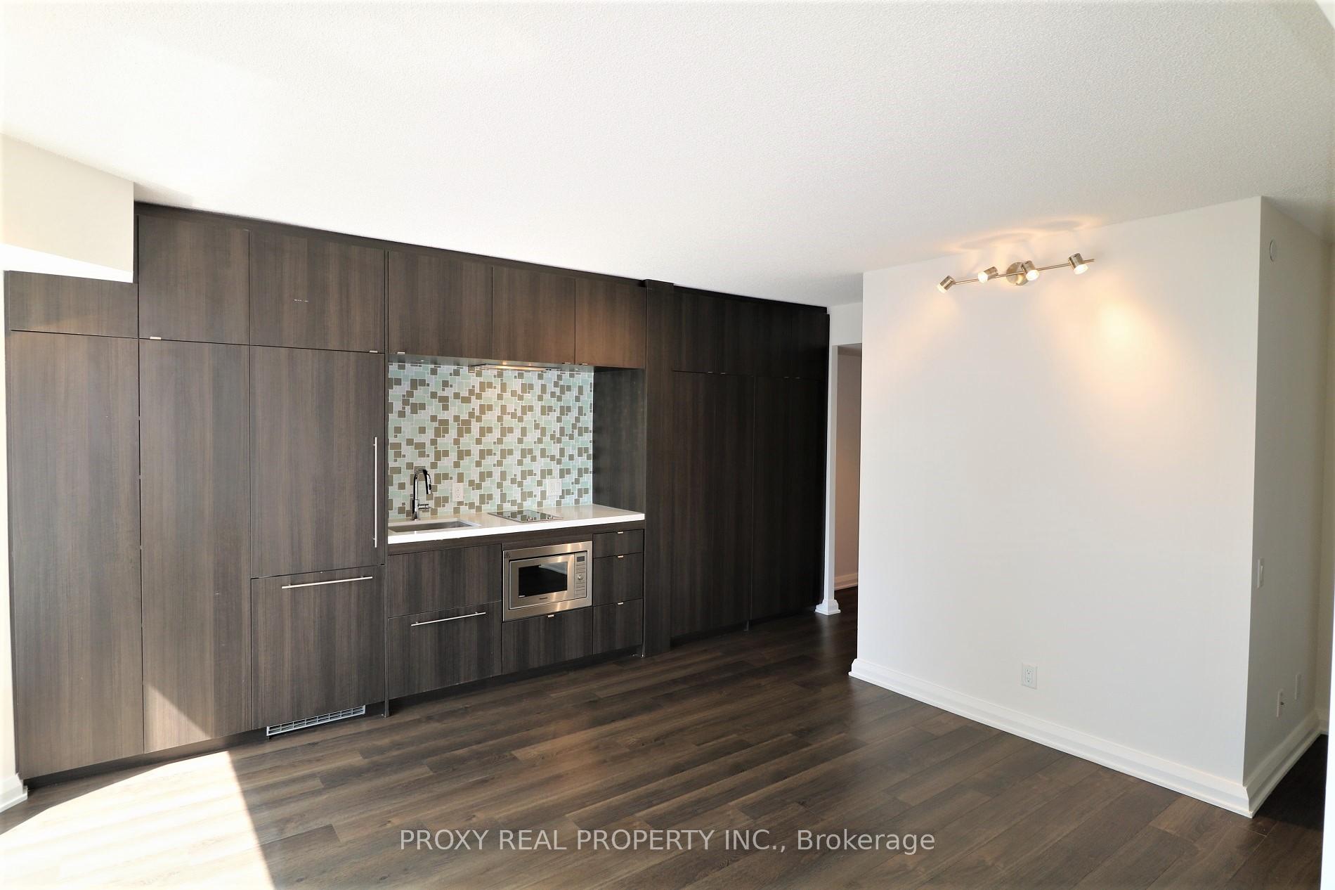 2 Bedrooms Condo at 155 Yorkville, Toronto For sale