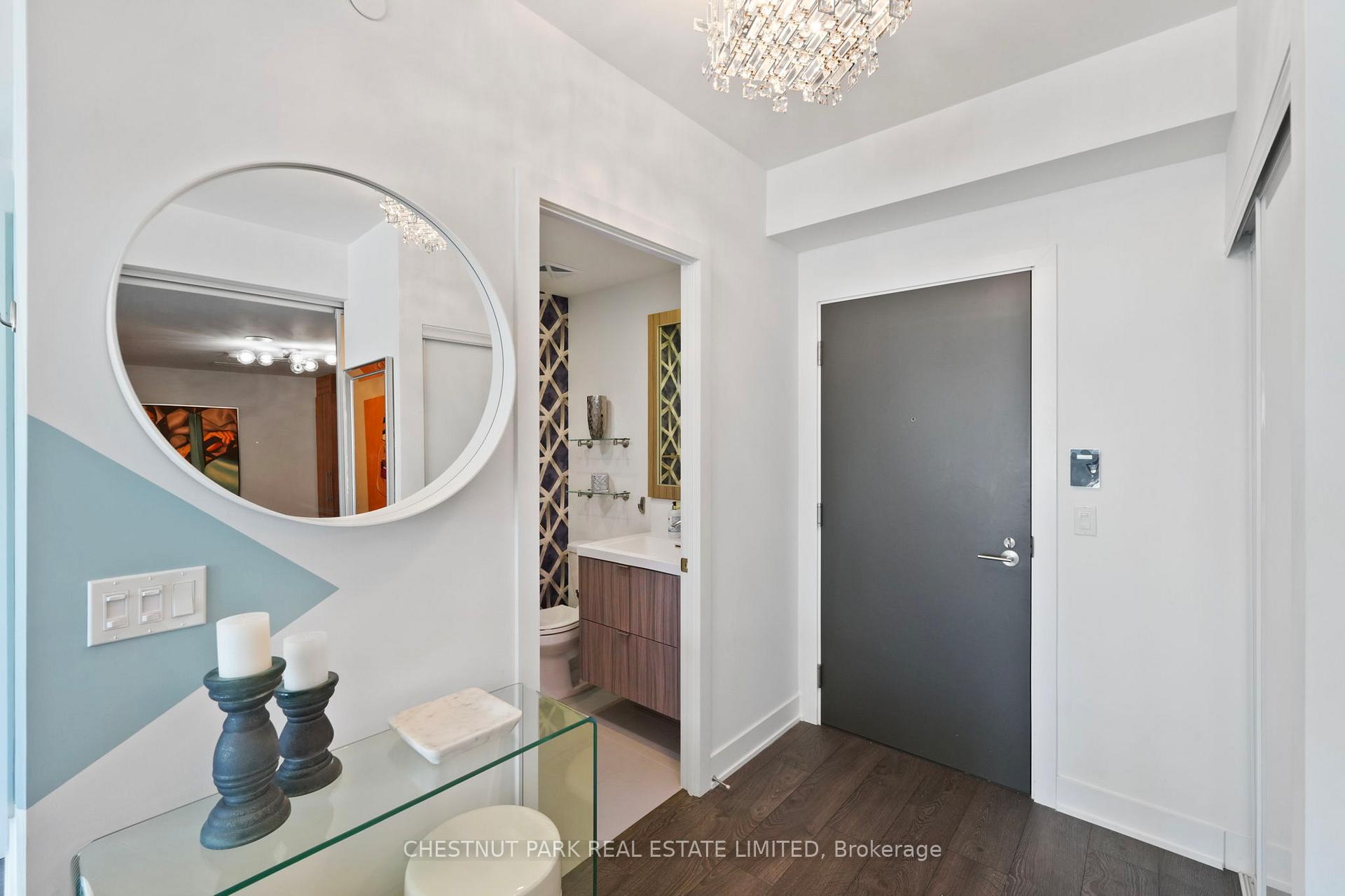 3 Bedrooms Condo at 38 Cameron, Toronto For sale