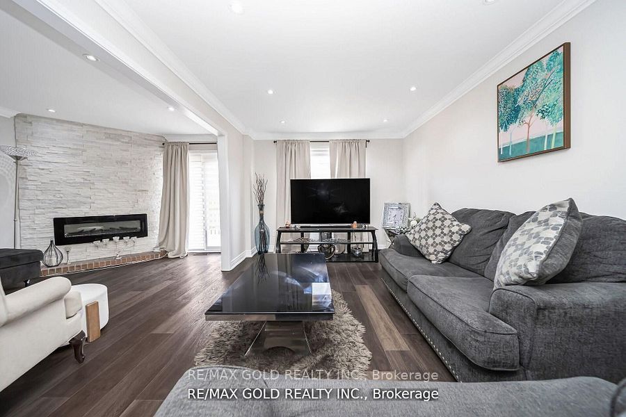167 Ecclestone Drive