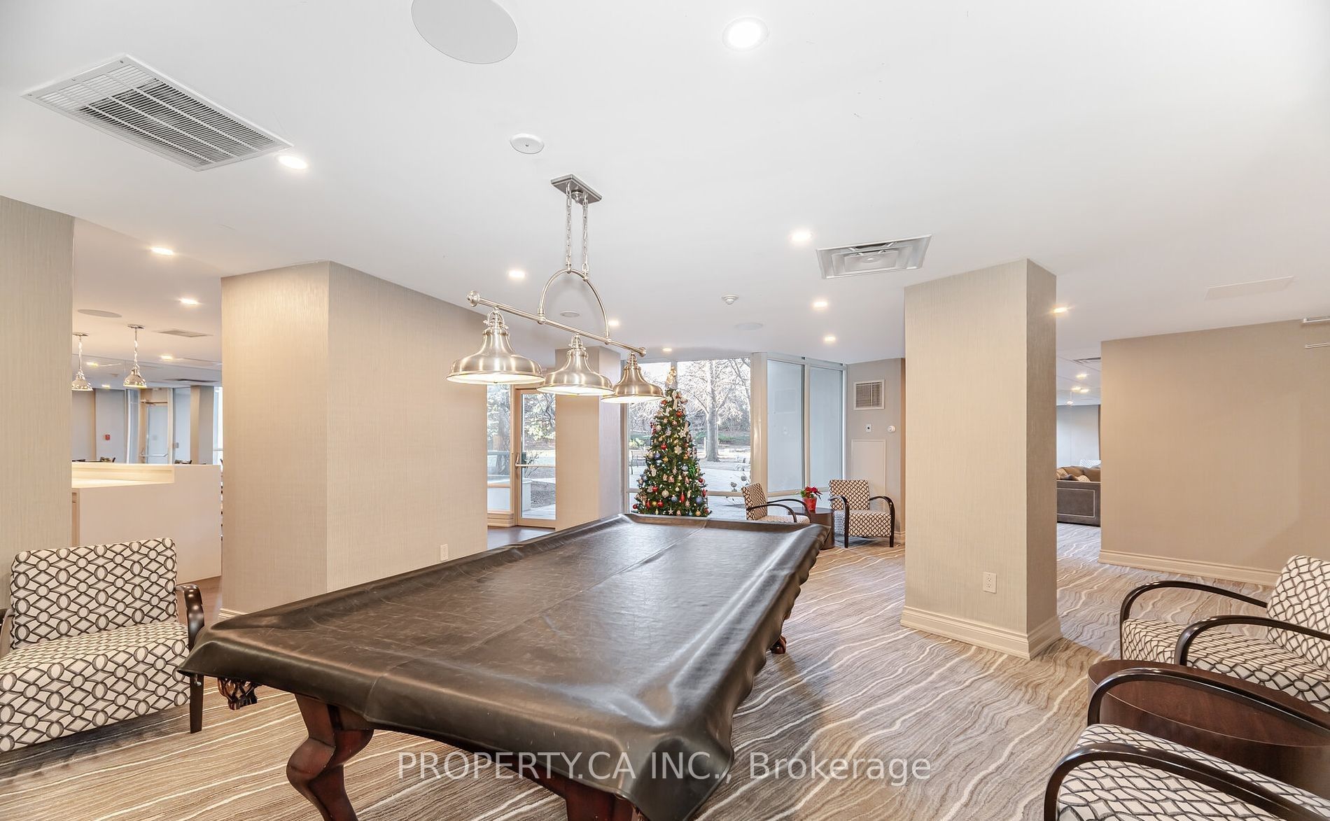 7250 Yonge Street, #605