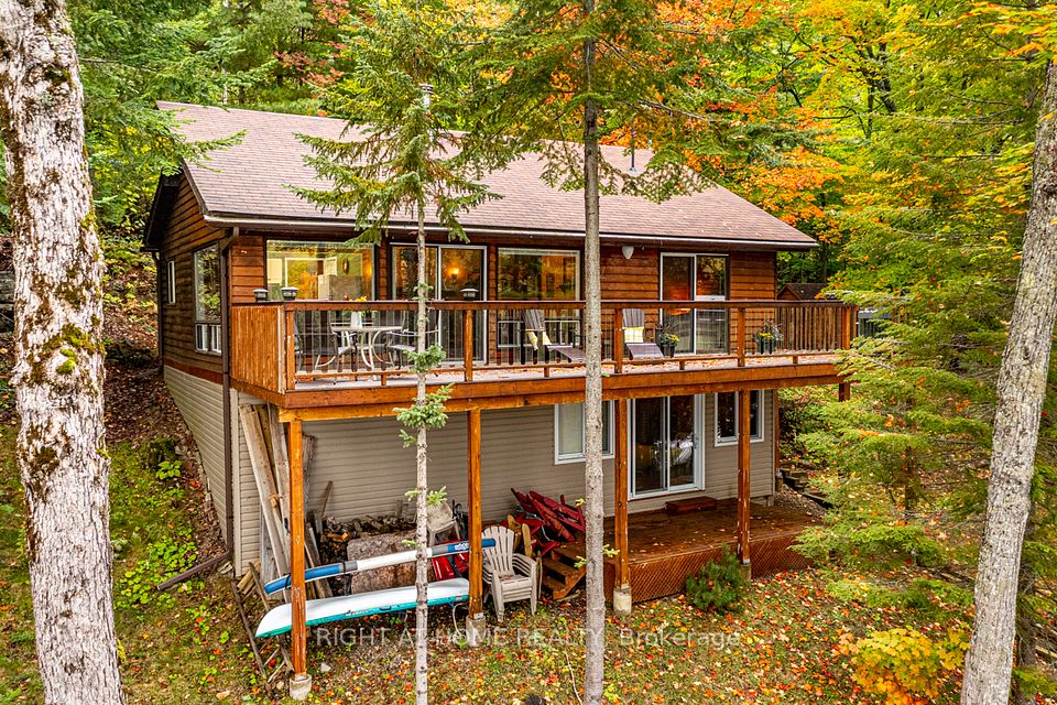1220 Portage Lake