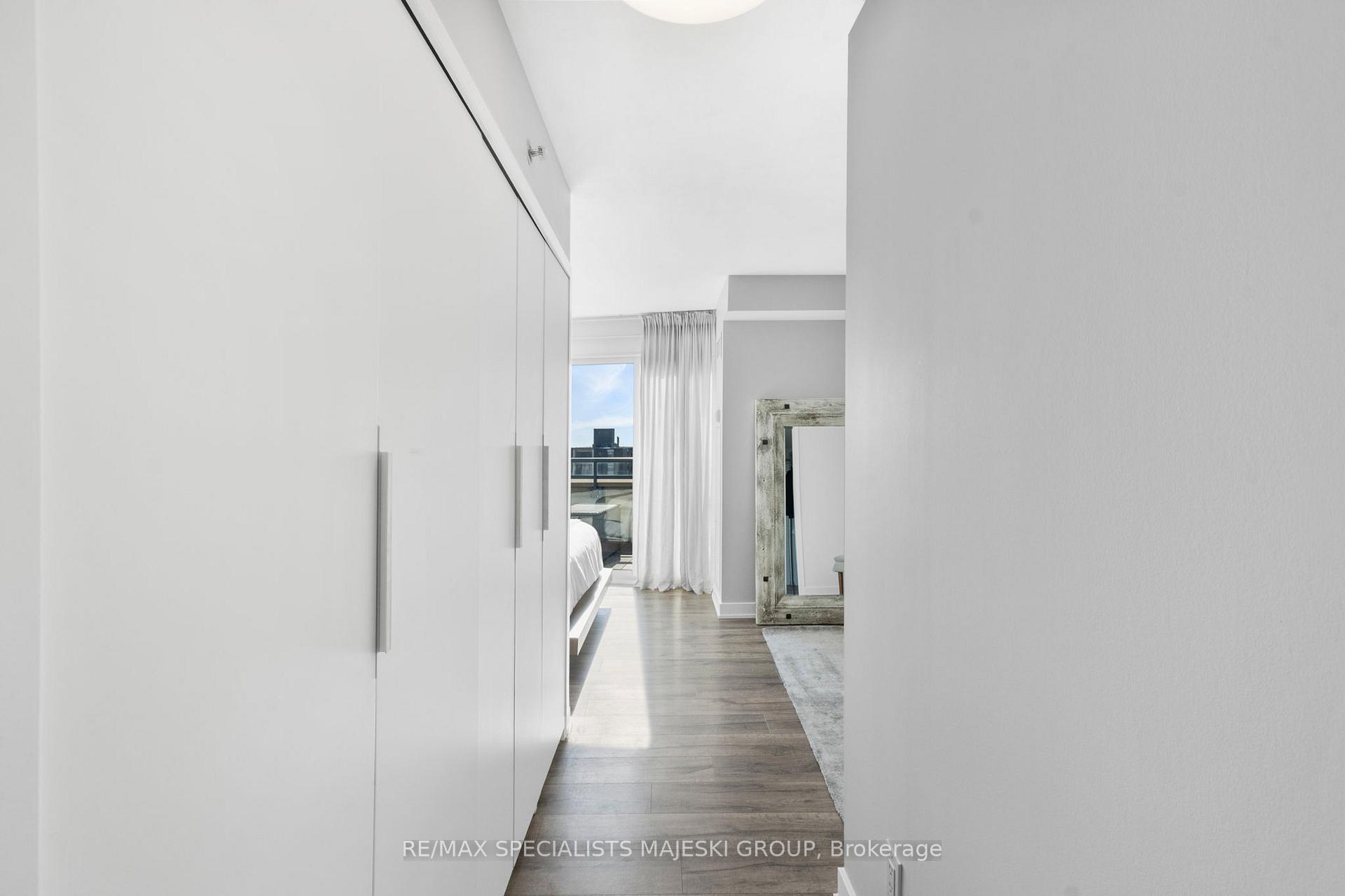 3 Bedrooms Condo at 11 Superior, Toronto For sale