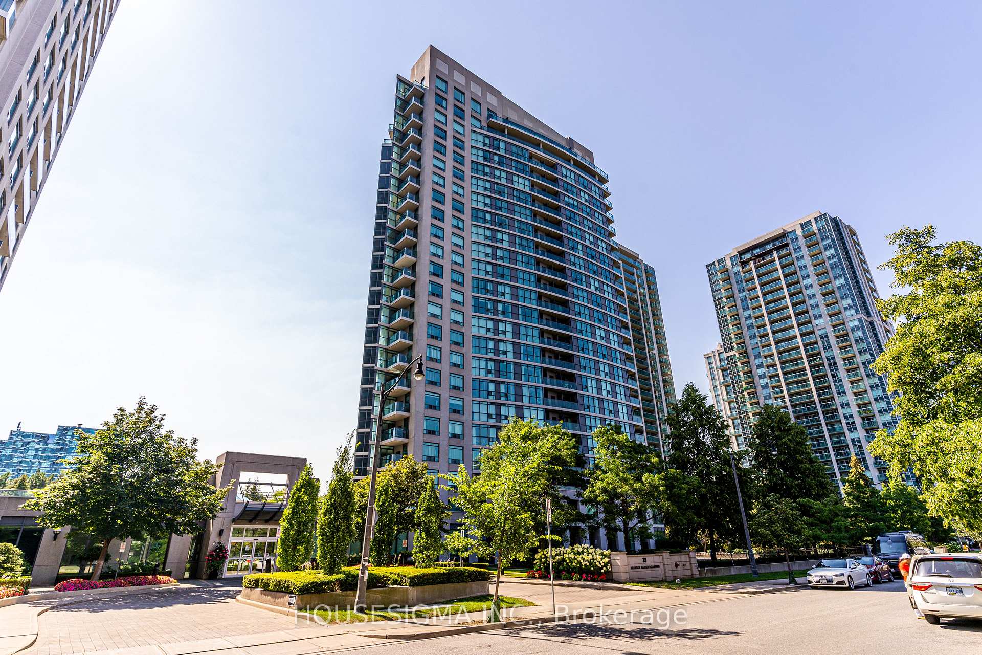 2 Bedrooms Condo at 28 Harrison Garden, Toronto For sale