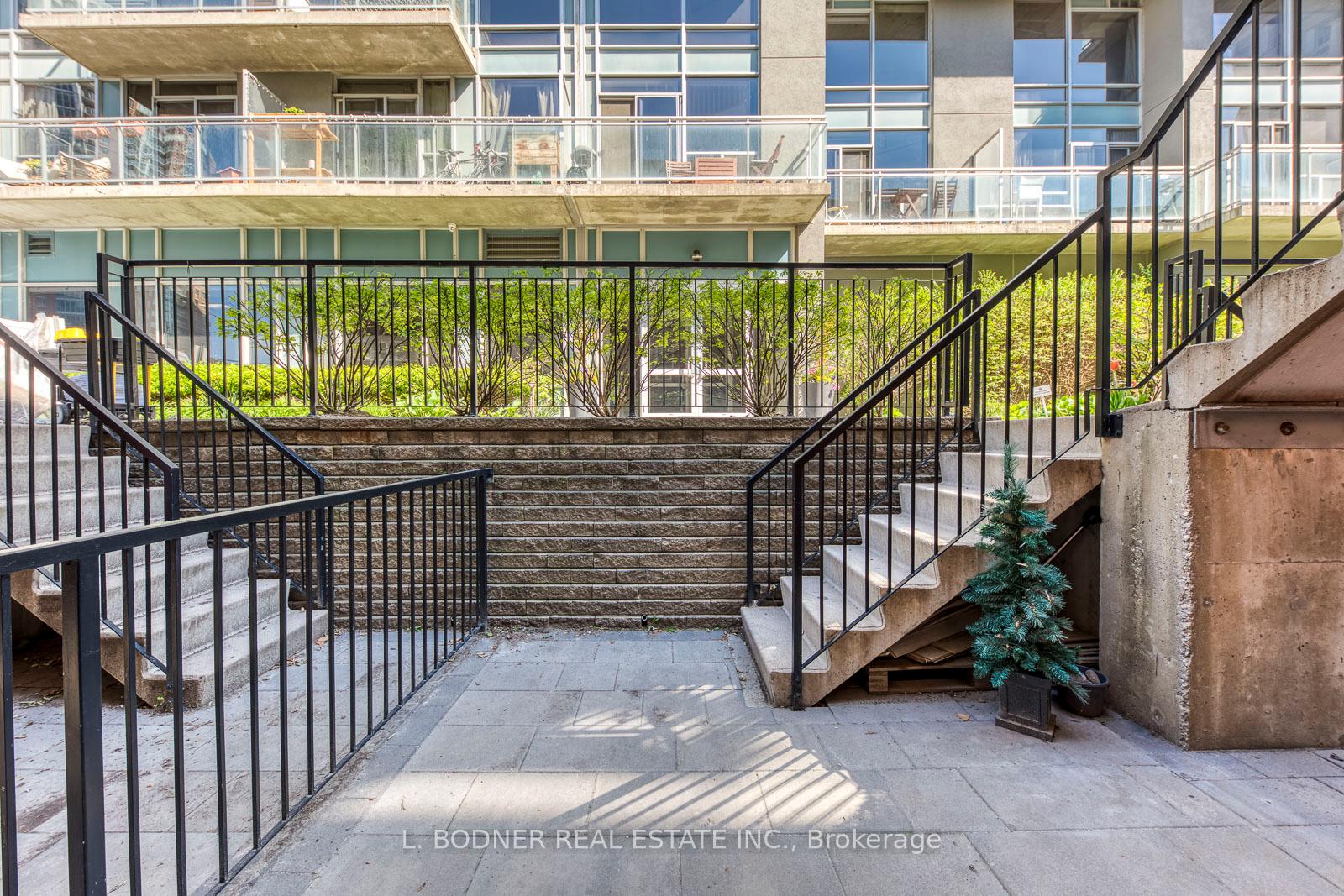 1 Bedroom Condo at 70 Douro, Toronto For sale