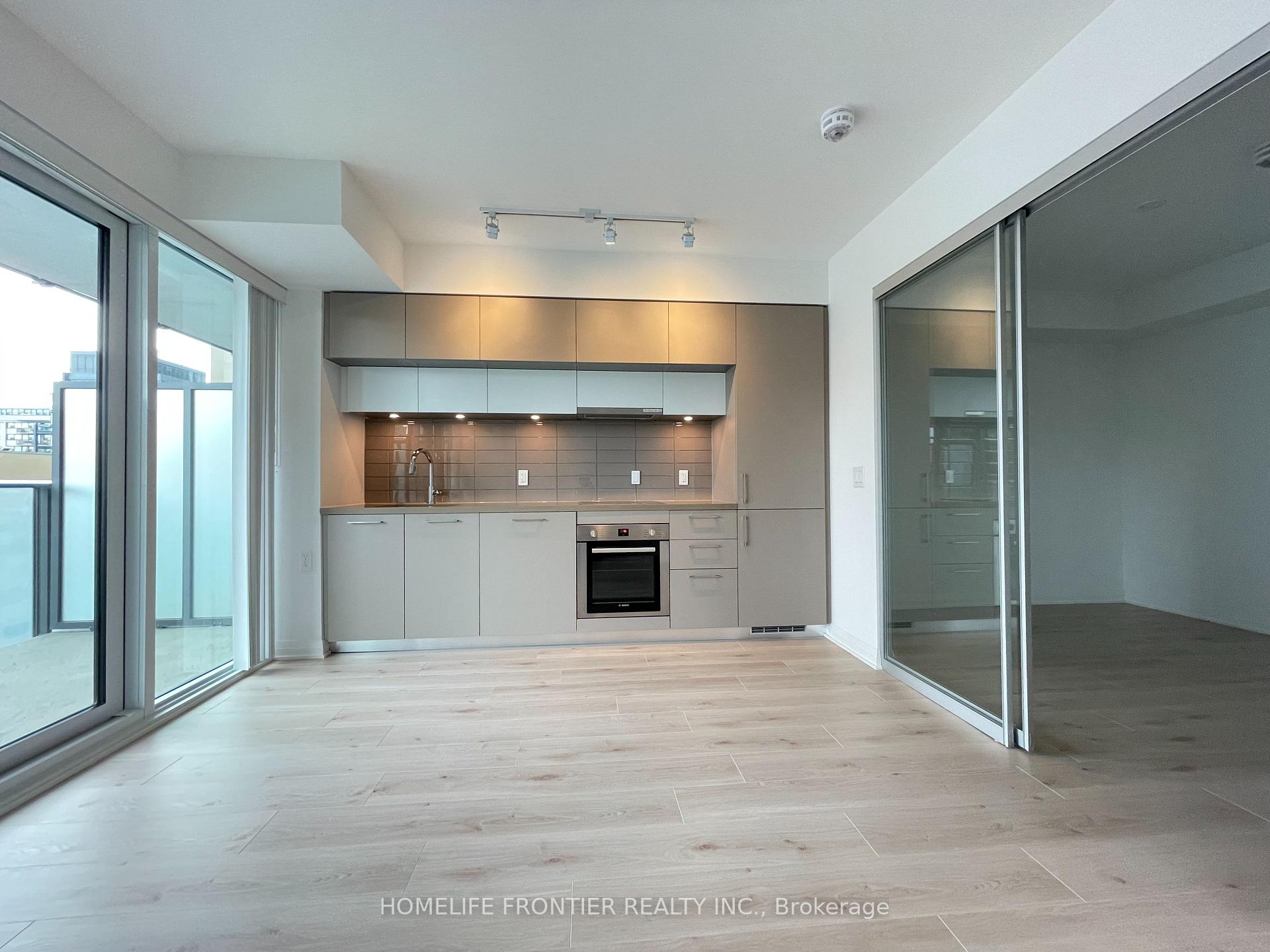 1 Bedroom Condo at 99 Foxbar, Toronto For sale