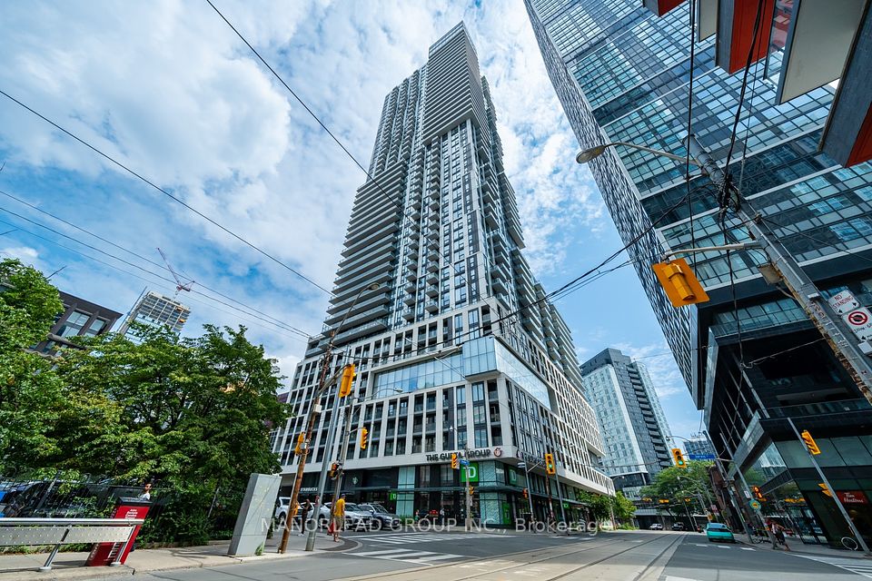 251 Jarvis