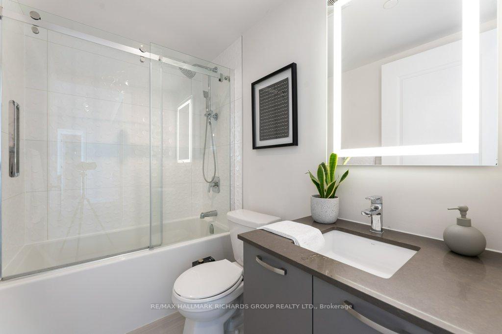 2 Bedrooms Condo at 2301 Danforth, Toronto For sale