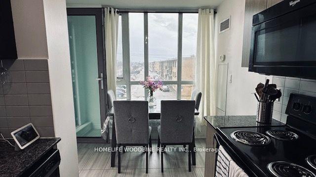 3 Bedrooms Condo at 80 Esther Lorrie, Toronto For sale