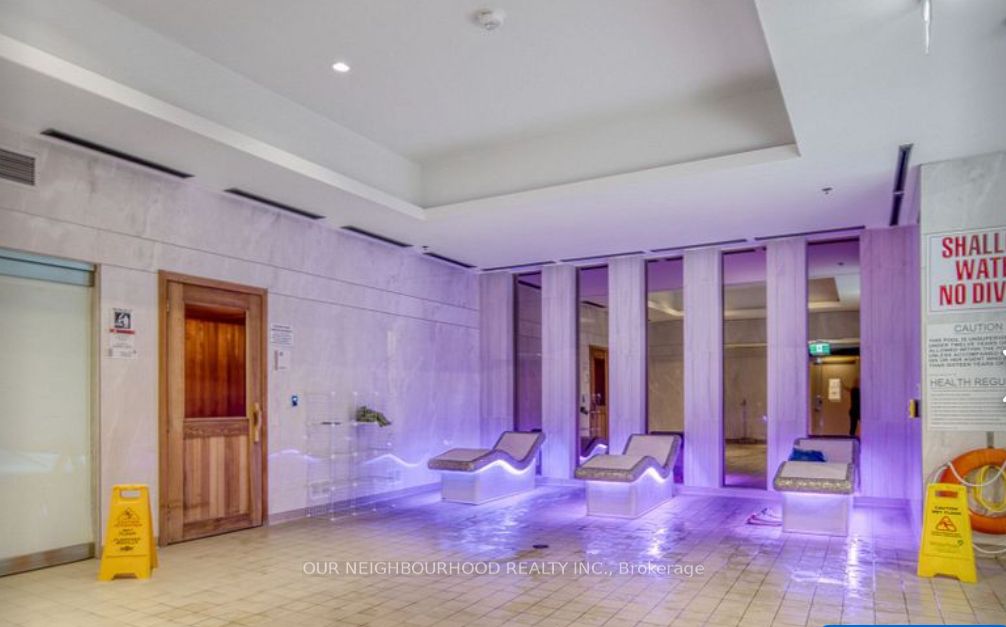 19 Bathurst Street, #2111