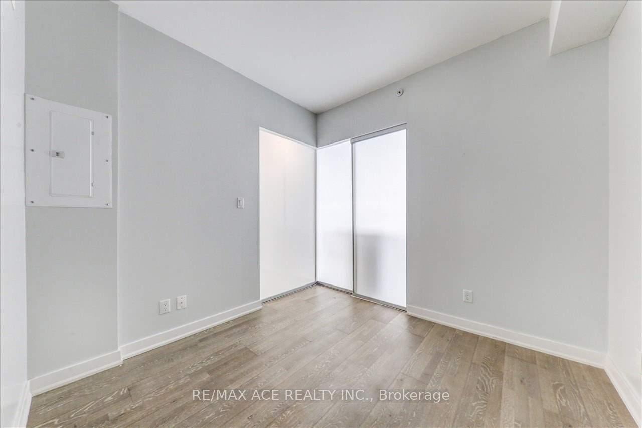 1 Bedroom Condo at 1960 Queens, Toronto For sale