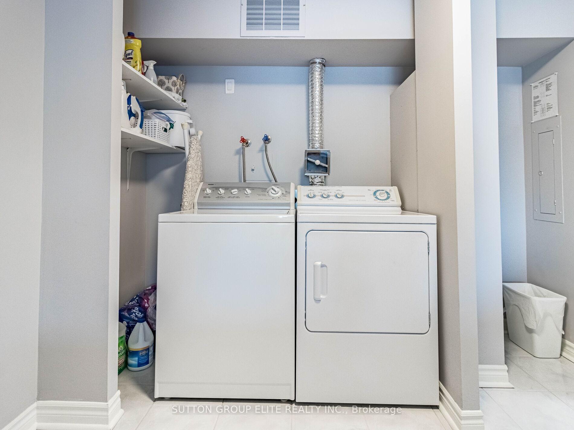 2 Bedrooms Condo at 50 Elm, Mississauga For sale