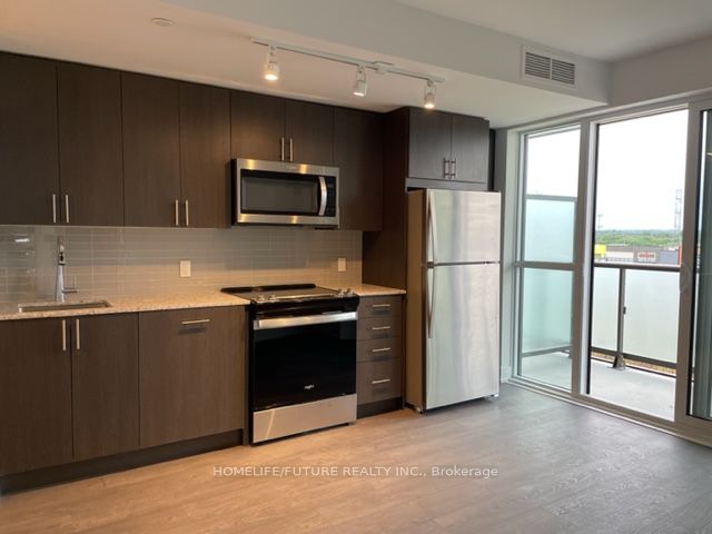 2550 Simcoe