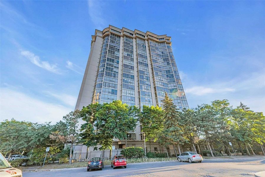 50 Eglinton
