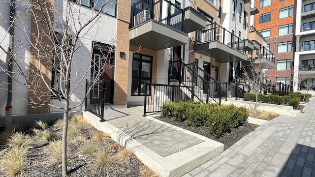 1 Bedroom Condo at 145 Canon Jackson,  Toronto For sale