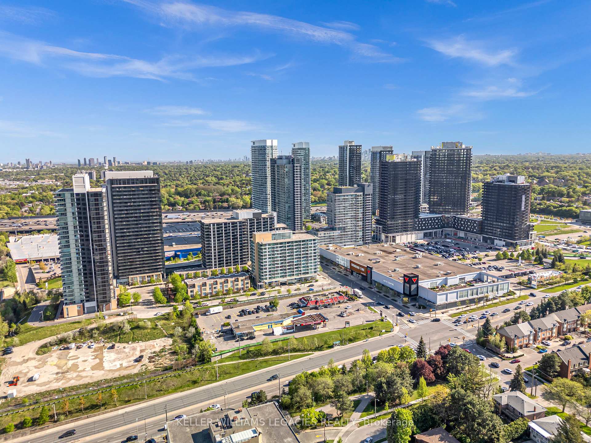 3 Bedrooms Condo at 29 Singer, Toronto For sale