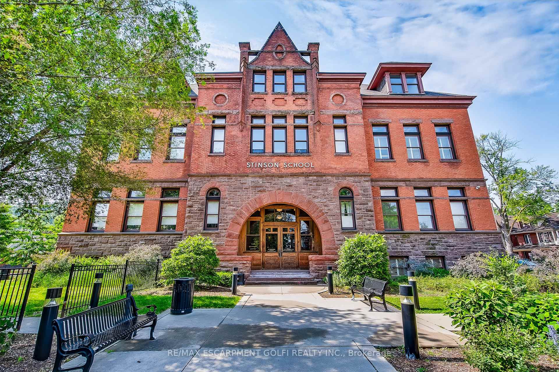 1 Bedroom Condo at 200 STINSON, Hamilton For sale