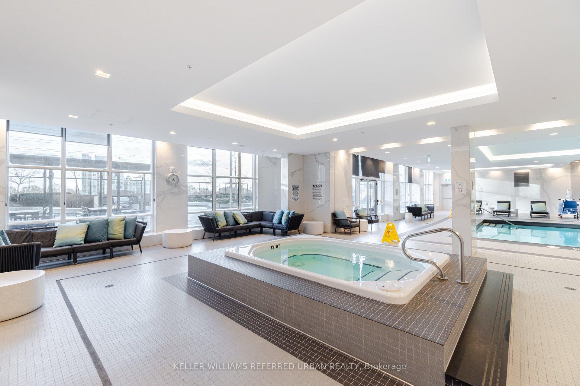2 Bedrooms Condo at 9 Mabelle, Toronto For sale