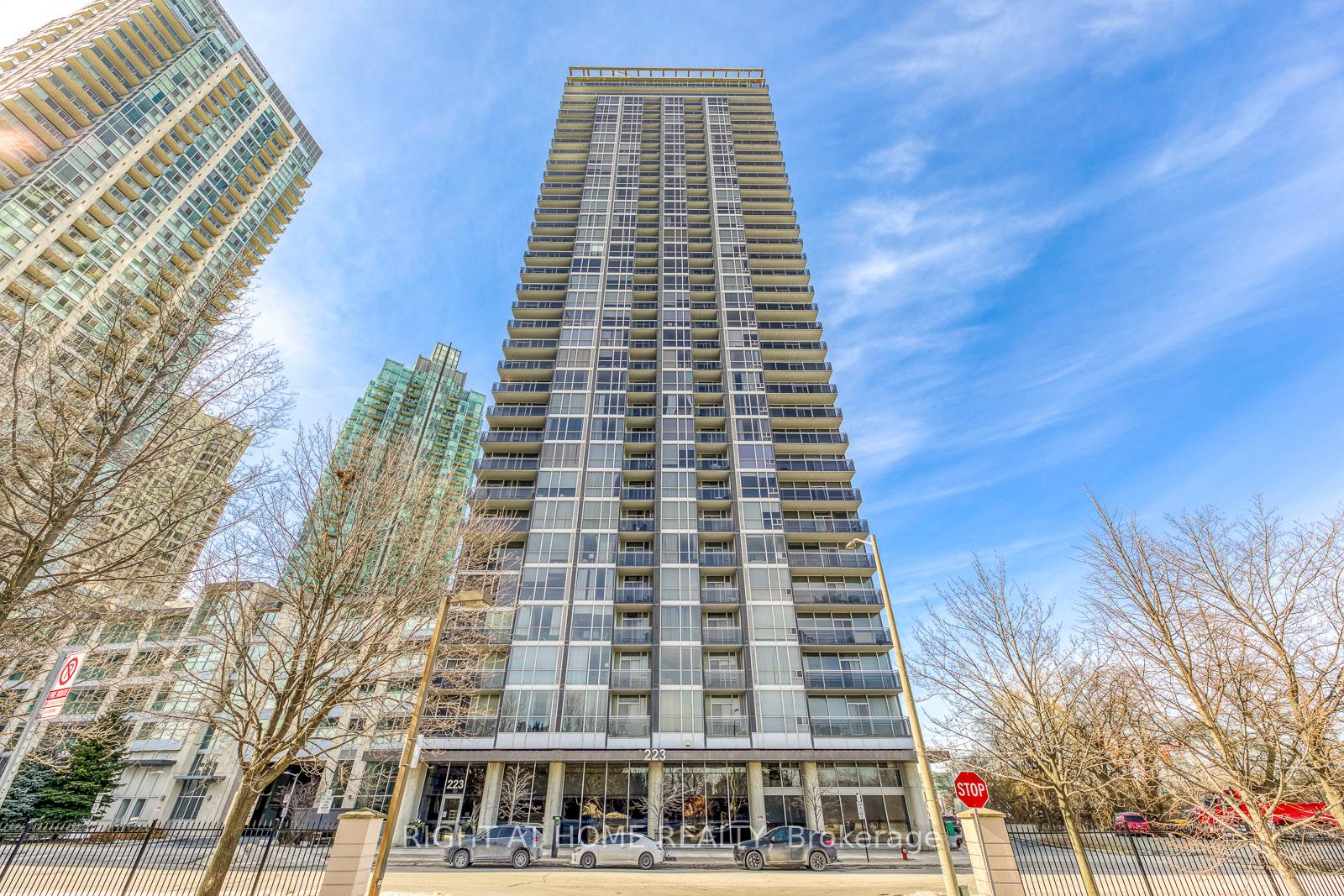 1 Bedroom Condo at 223 Webb, Mississauga For sale