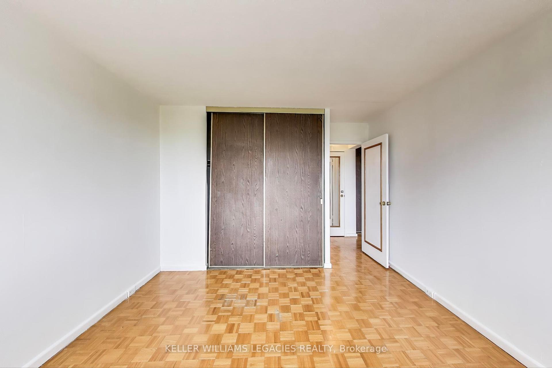 2 Bedrooms Condo at 715 Don Mills, Toronto For sale