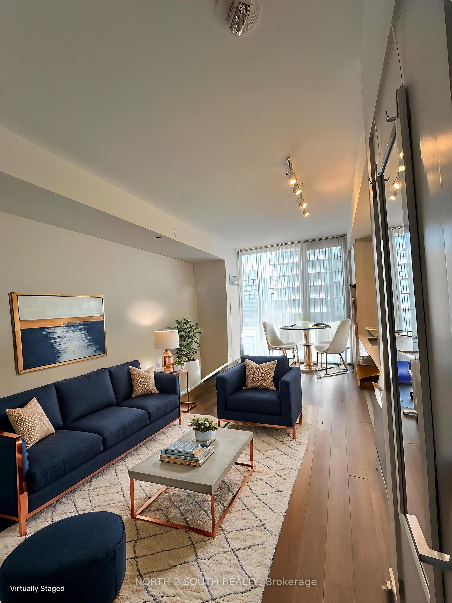 2 Bedrooms Condo at 357 King,  Toronto For sale
