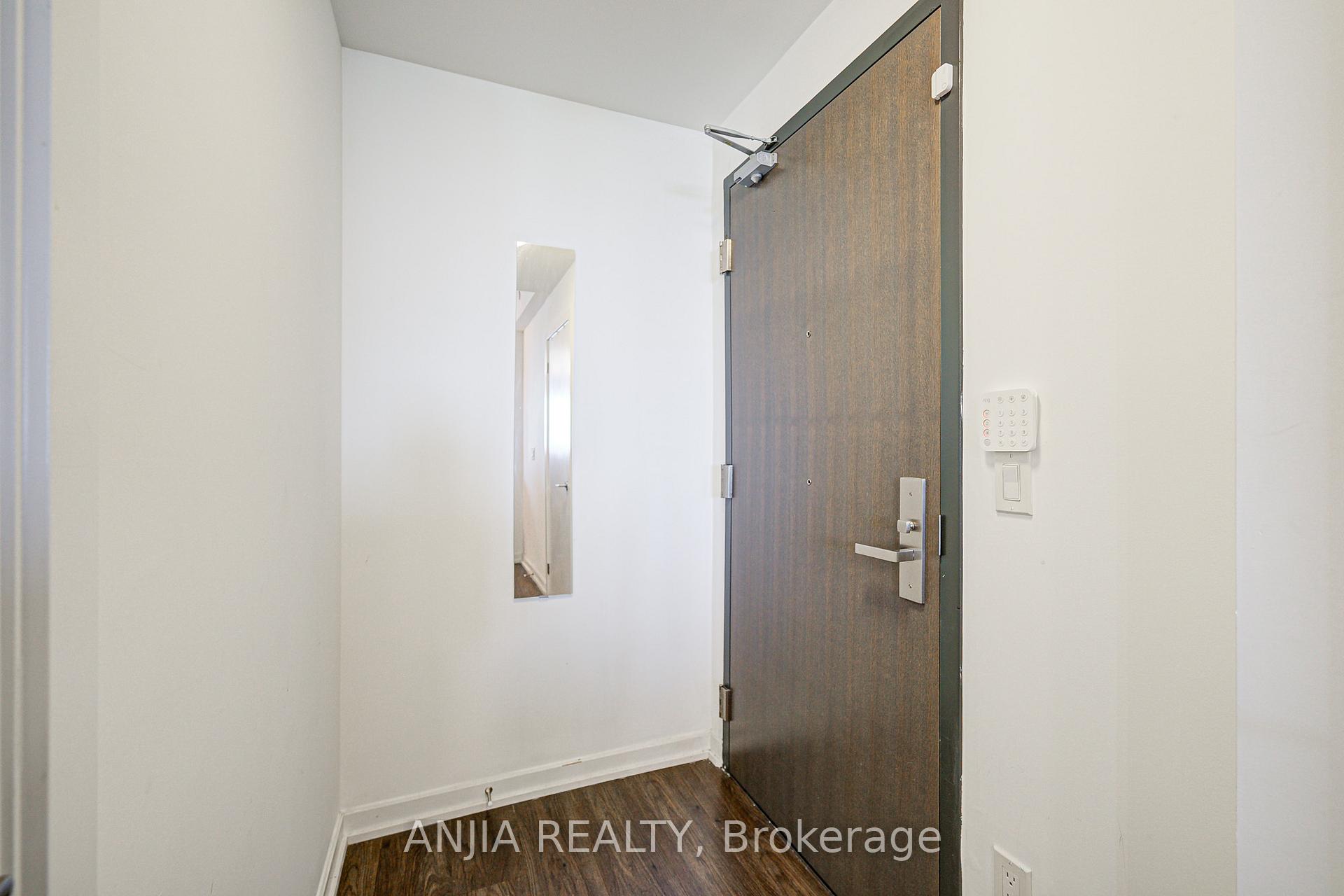 2 Bedrooms Condo at 50 Forest Manor, Toronto For sale