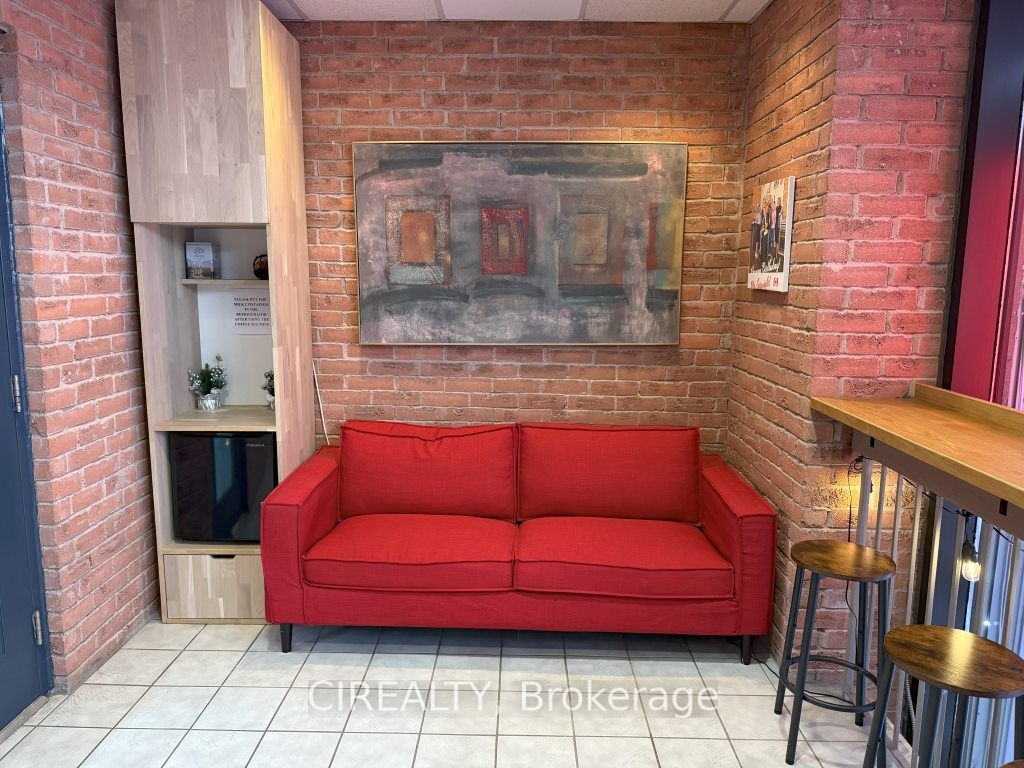 230 Watline Avenue, #Second Floor