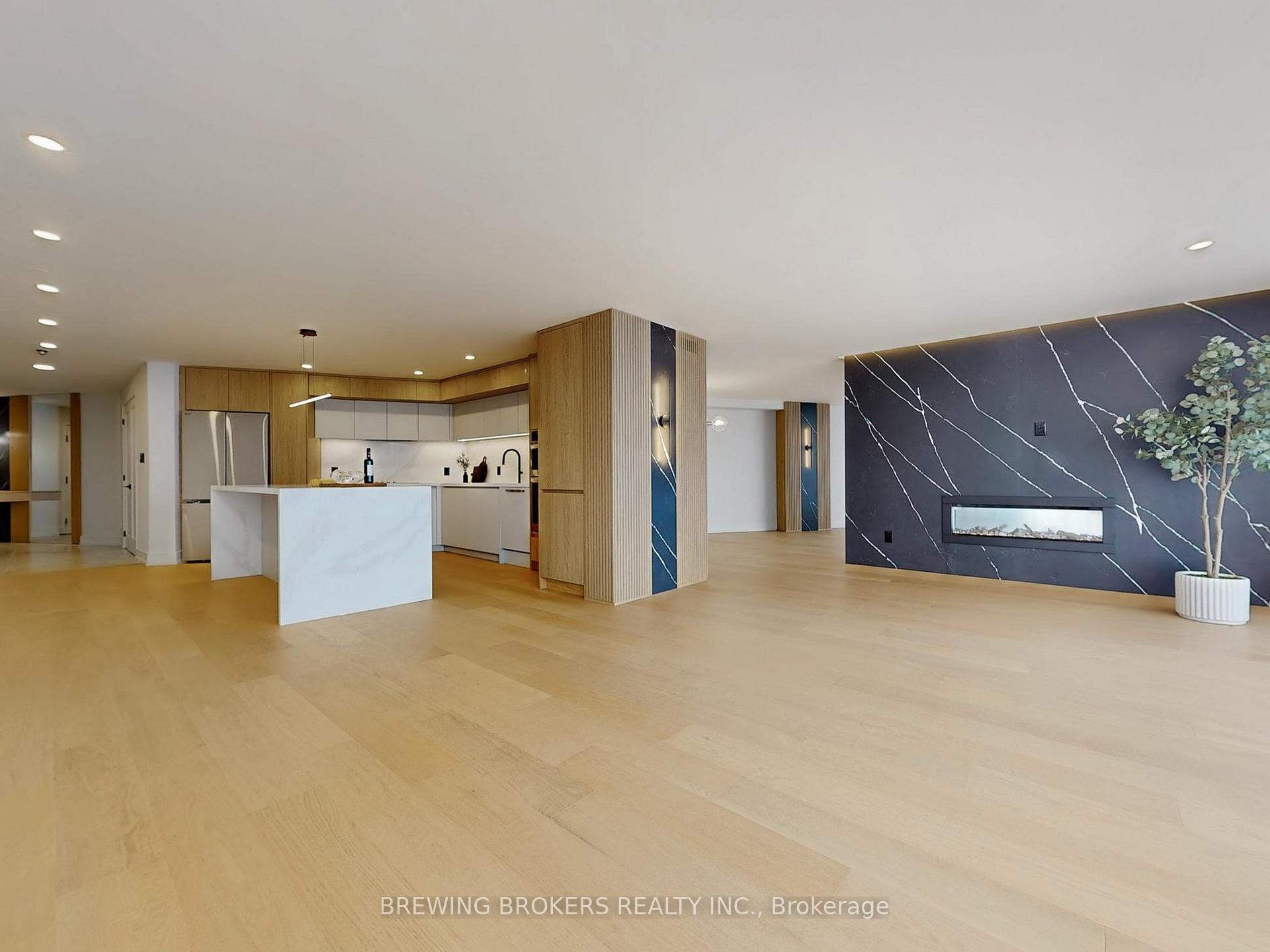 3 Bedrooms Condo at 85 Skymark, Toronto For sale