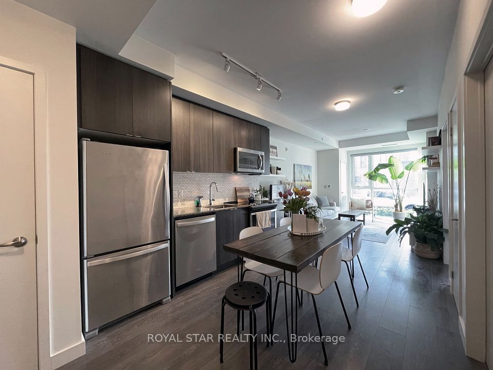 Property at #106 - 150 Sabina Drive, Oakville, ON L6H 0W3