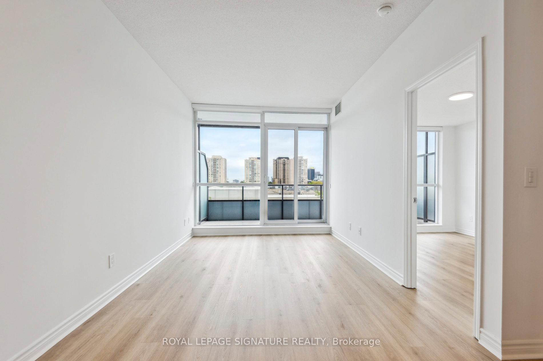 2 Bedrooms Condo at 2885 Bayview, Toronto For sale