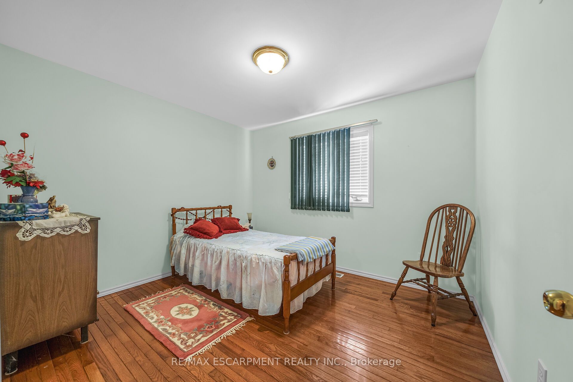 122 Fieldway Drive