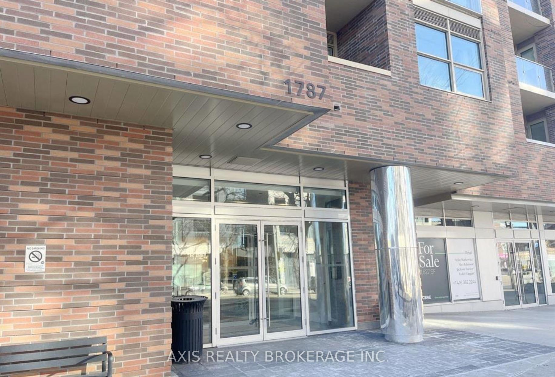 2 Bedrooms Condo at 1787 St Clair,  Toronto For sale