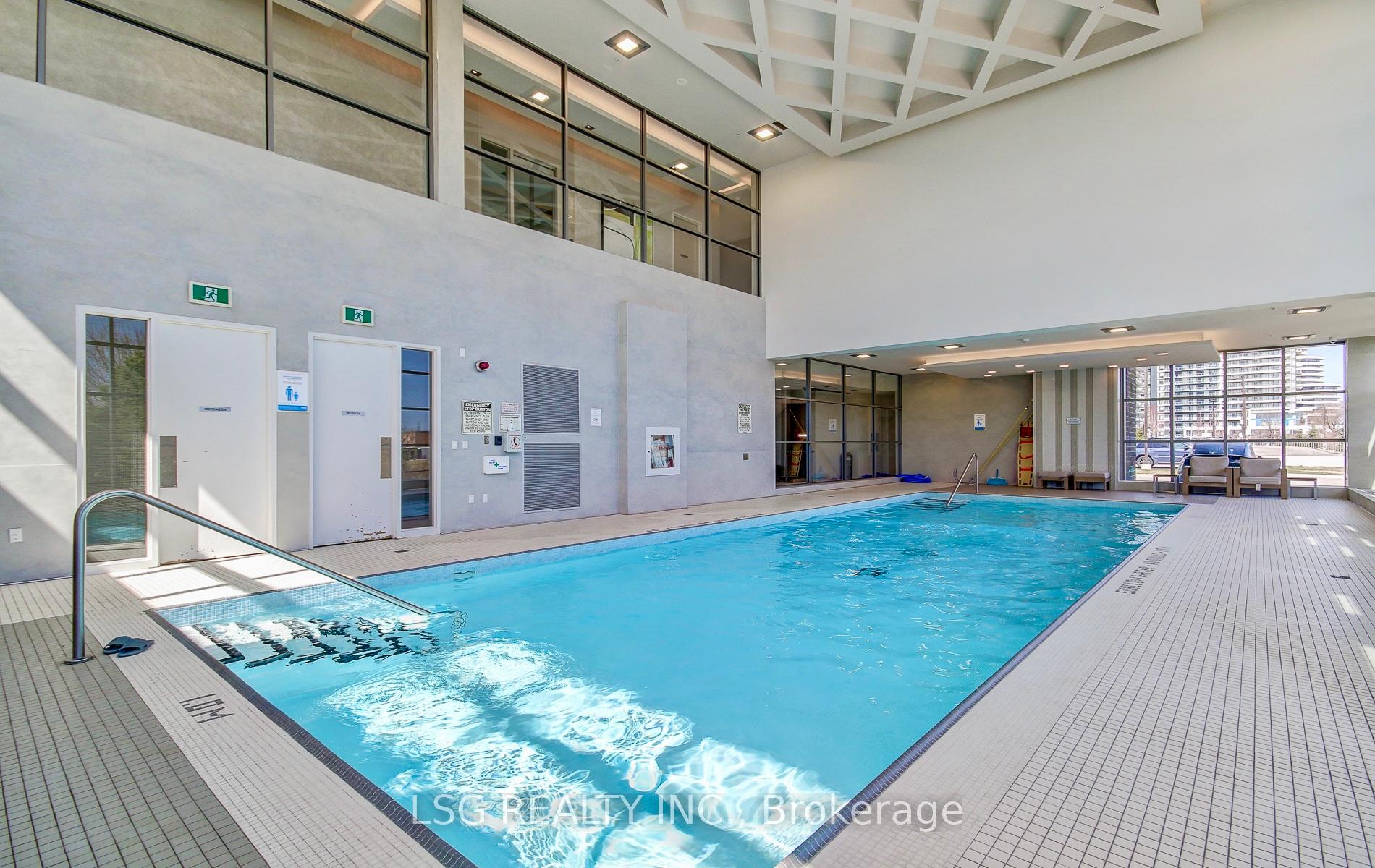 2 Bedrooms Condo at 4655 Glen Erin,  Mississauga For sale
