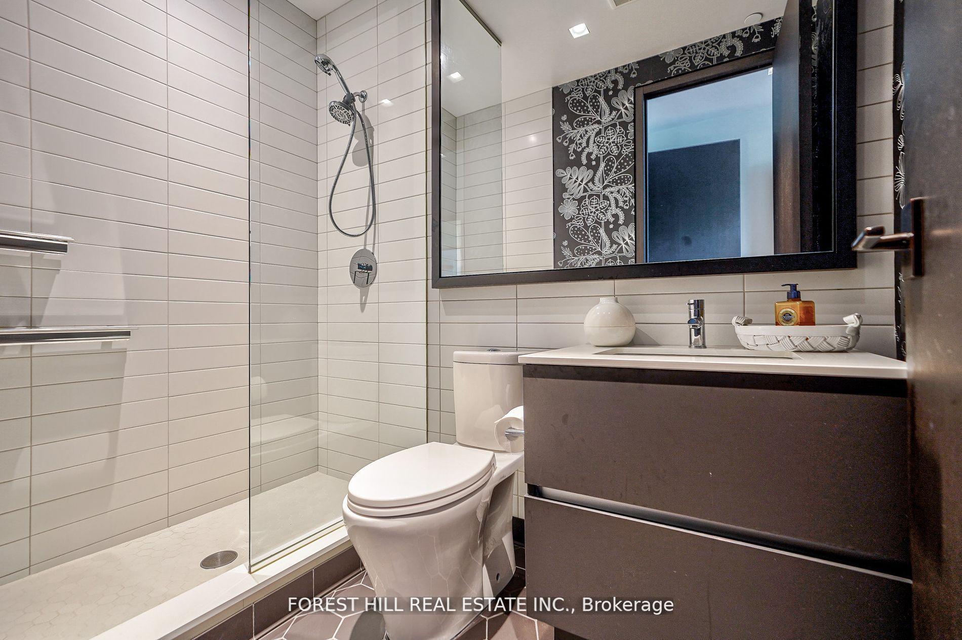 3 Bedrooms Condo at 377 Madison, Toronto For sale