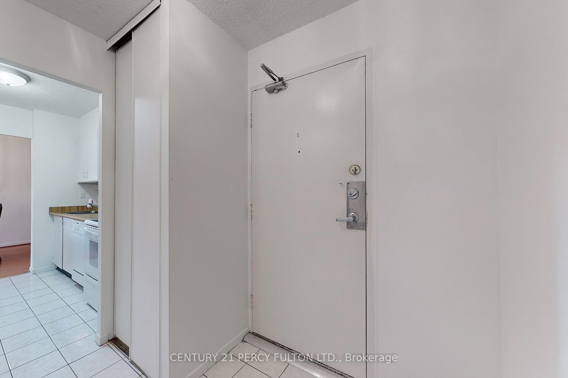 1 Bedroom Condo at 40 Bay Mills, Toronto For sale