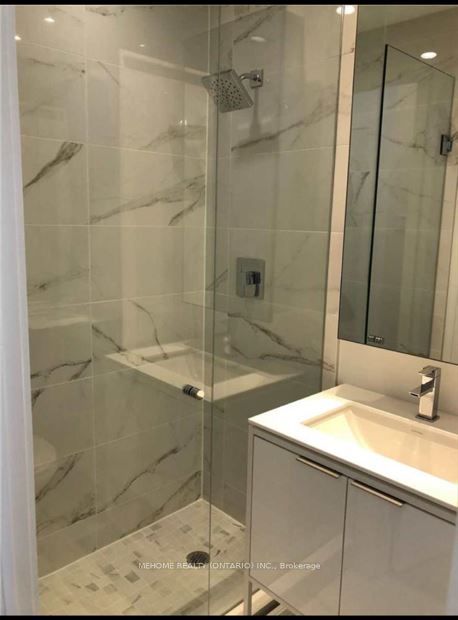 77 Shuter Street, #2209