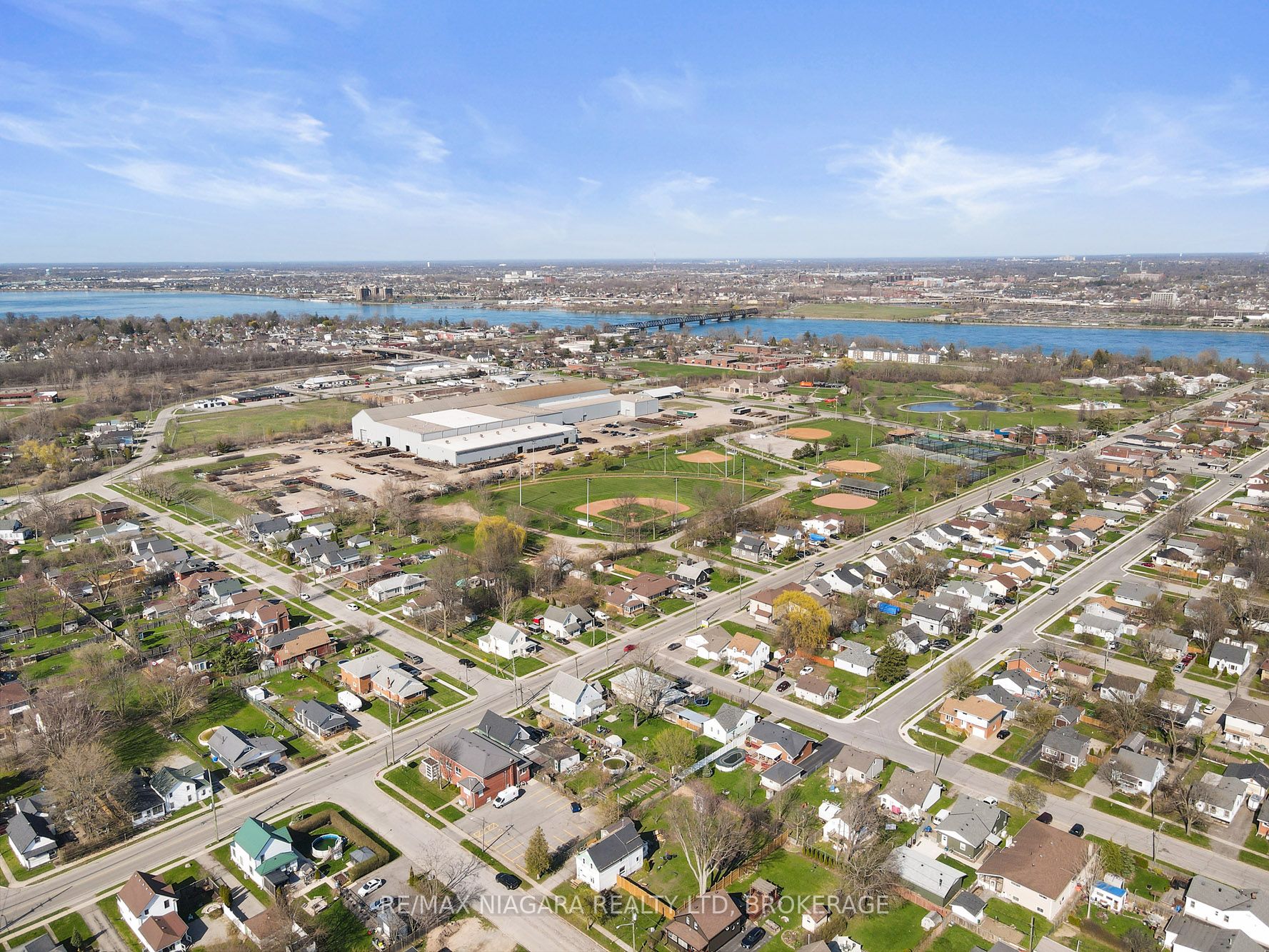 245 Gilmore Road, Fort Erie, ON L2A 2M4