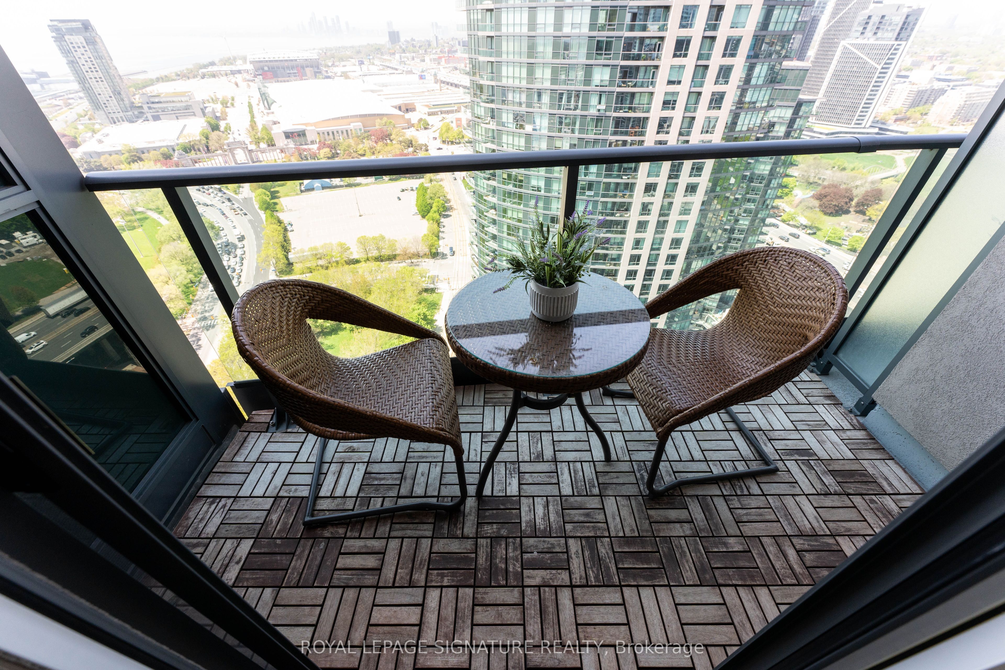 215 Fort York Boulevard, #3407