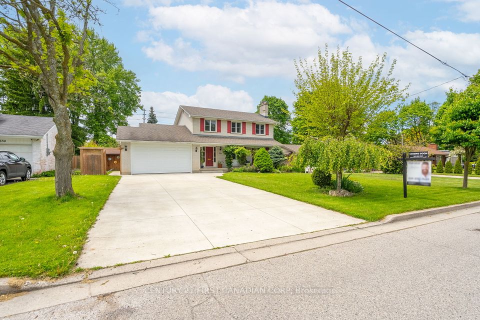 638 Middlewoods